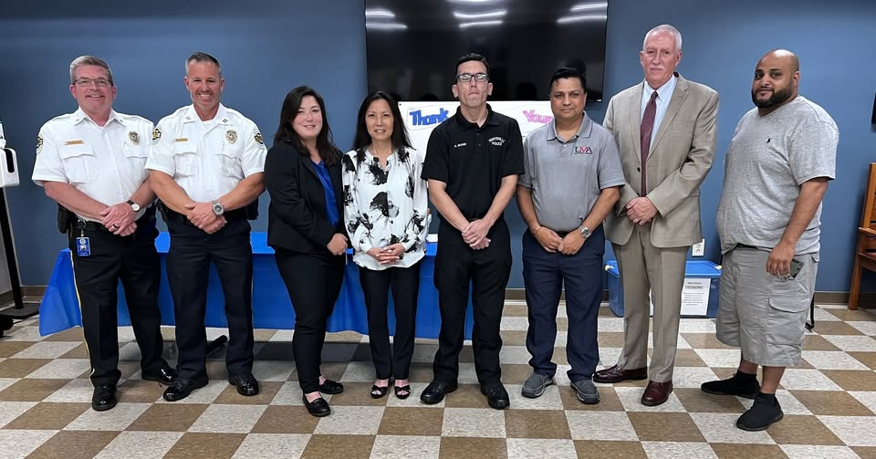 UMA supports the Huntsville Police Department. They recently met with Officer Albert Morin to share proceeds from a fundraiser held to help him during his recovery. UMA presented $5,000 to Officer Morin.